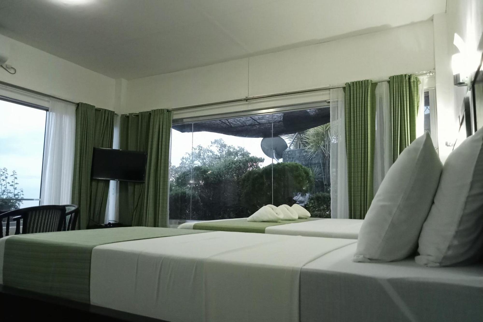 Garin Farm Pilgrimage Resort Powered By Cocotel San Joaquin Номер фото